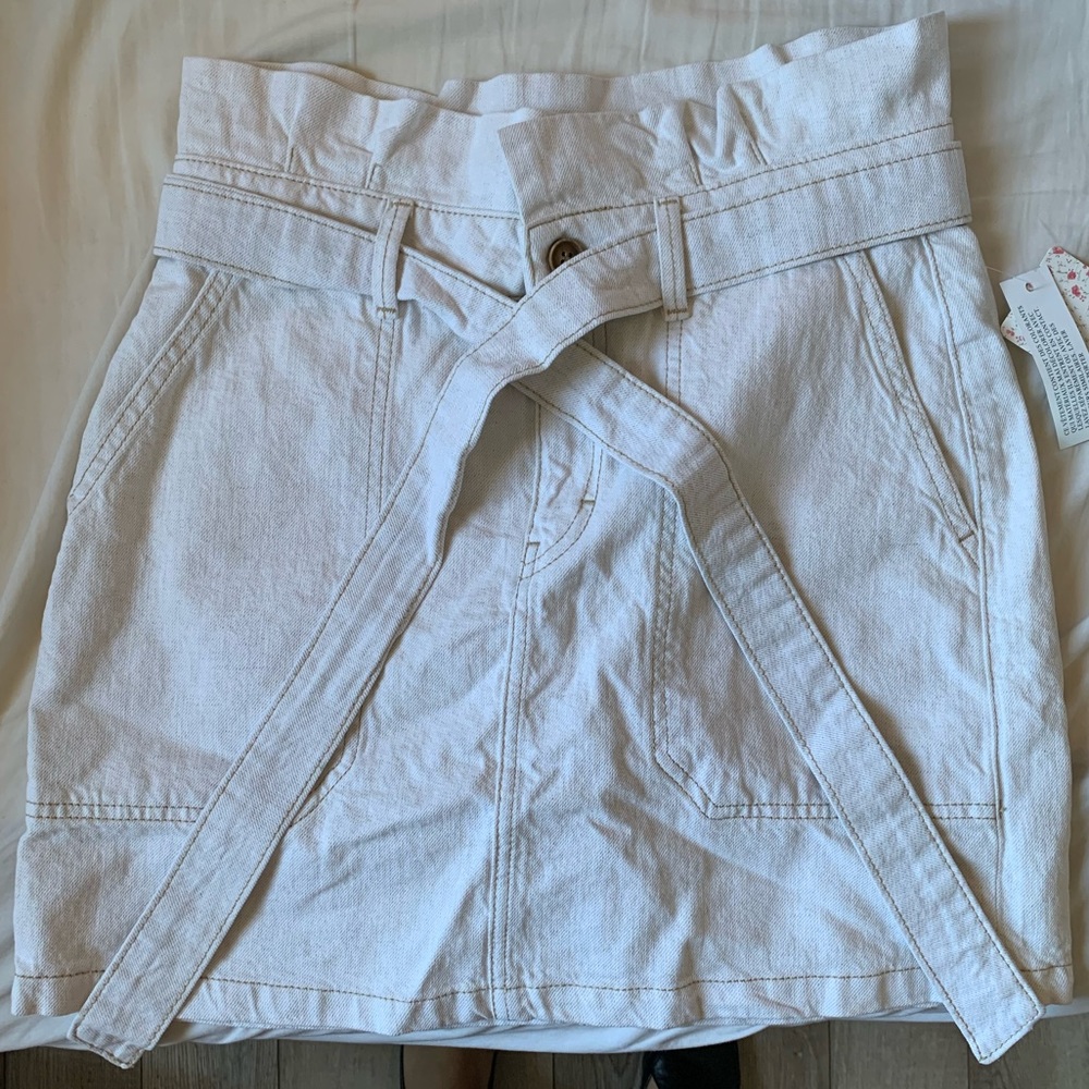 Free people skirt with belt - oatmeal color